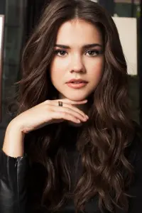 Фото  (Maia Mitchell)