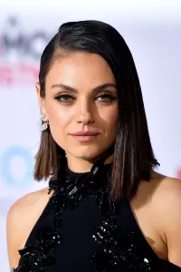 Фото Мила Кунис (Mila Kunis)