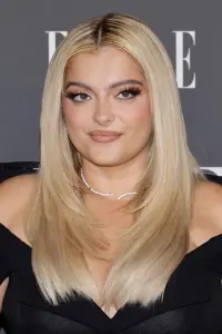 Фото  (Bebe Rexha)