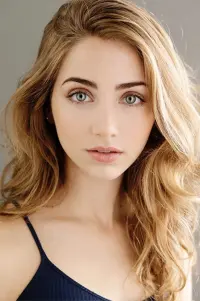 Фото Эмили Радд (Emily Rudd)