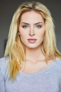 Фото  (Saxon Sharbino)