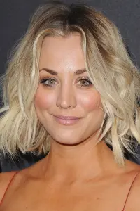 Фото Кейли Куоко (Kaley Cuoco)