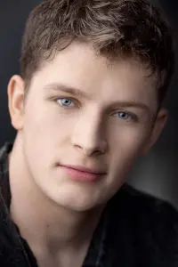 Фото Бретт Дайер (Brett Dier)