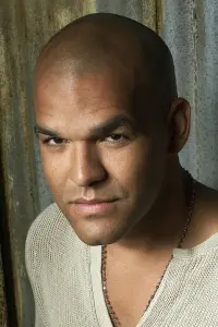 Фото Амори Ноласко (Amaury Nolasco)