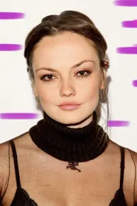 Фото Эмили Мид (Emily Meade)