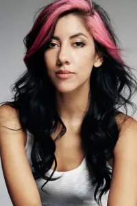 Фото Стефани Беатрис (Stephanie Beatriz)