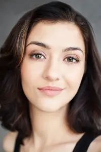 Фото  (Katie Findlay)