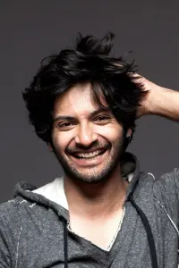 Фото Али Фазал (Ali Fazal)