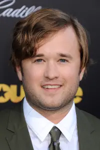 Фото Хейли Джоэл Осмент (Haley Joel Osment)