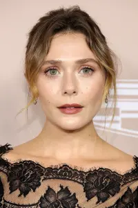 Фото Элизабет Олсен (Elizabeth Olsen)