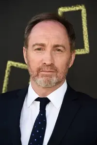 Фото Майкл МакЭлхаттон (Michael McElhatton)