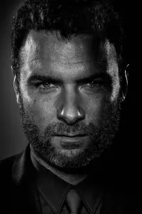 Фото Лив Шрайбер (Liev Schreiber)