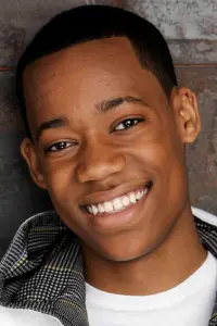 Фото  (Tyler James Williams)