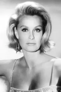 Фото Дина Меррилл (Dina Merrill)