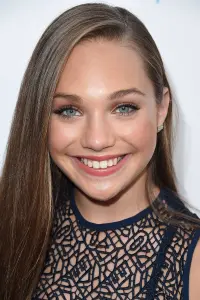 Фото Мэдди Зиглер (Maddie Ziegler)