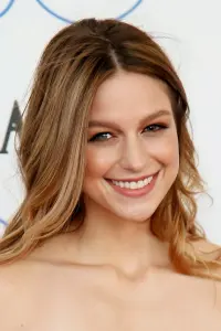 Фото Мелисса Бенойст (Melissa Benoist)