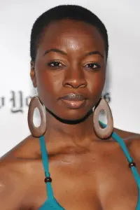 Фото Данай Гурира (Danai Gurira)