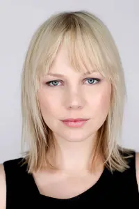 Фото  (Adelaide Clemens)