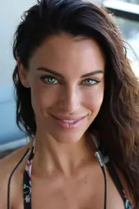 Фото Джессика Лаундс (Jessica Lowndes)