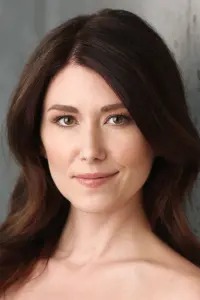 Фото Джуэл Стэйт (Jewel Staite)