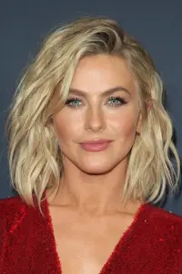 Фото Джулианна Хаф (Julianne Hough)