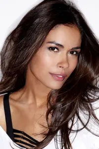 Фото Даниэлла Алонсо (Daniella Alonso)