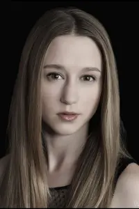 Фото Таисса Фармига (Taissa Farmiga)