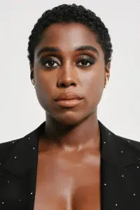 Фото Лашана Линч (Lashana Lynch)