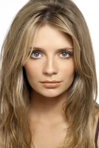 Фото Миша Бартон (Mischa Barton)