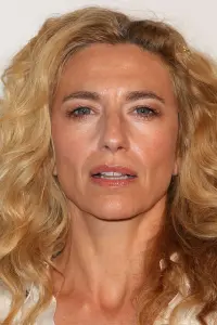 Фото Клаудия Блэк (Claudia Black)