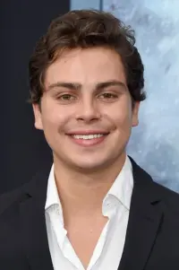 Фото Джейк Т. Остин (Jake T. Austin)