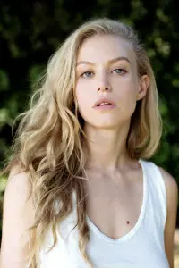 Фото Пенелопа Митчелл (Penelope Mitchell)