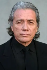 Фото Эдвард Джеймс Олмос (Edward James Olmos)