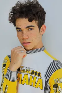 Фото Кэмерон Бойс (Cameron Boyce)