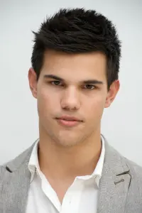 Фото Тейлор Лотнер (Taylor Lautner)