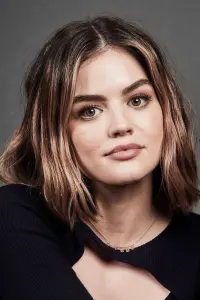 Фото Люси Хейл (Lucy Hale)