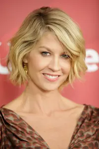 Фото Дженна Эльфман (Jenna Elfman)