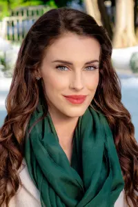 Фото Джессика Лаундс (Jessica Lowndes)