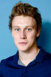 Фото Джордж Маккей (George MacKay)