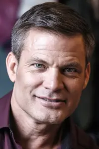 Фото Каспер Ван Дин (Casper Van Dien)