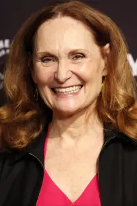 Фото Бет Грант (Beth Grant)