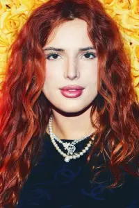 Фото Белла Торн (Bella Thorne)