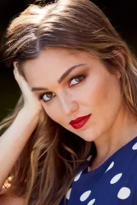 Фото  (Lili Simmons)