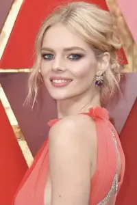 Фото Самара Ткачество (Samara Weaving)