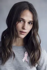 Фото  (Alicia Vikander)