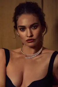 Фото Лили Джеймс (Lily James)