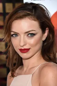 Фото  (Francesca Eastwood)