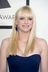 Фото Анна Фарис (Anna Faris)