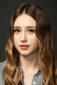 Фото Таисса Фармига (Taissa Farmiga)