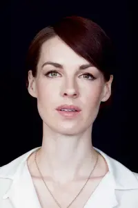 Фото  (Jessica Raine)